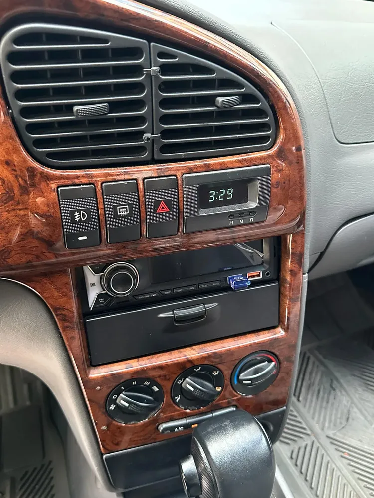 Vista 11 del vehículo: Kia Spectra