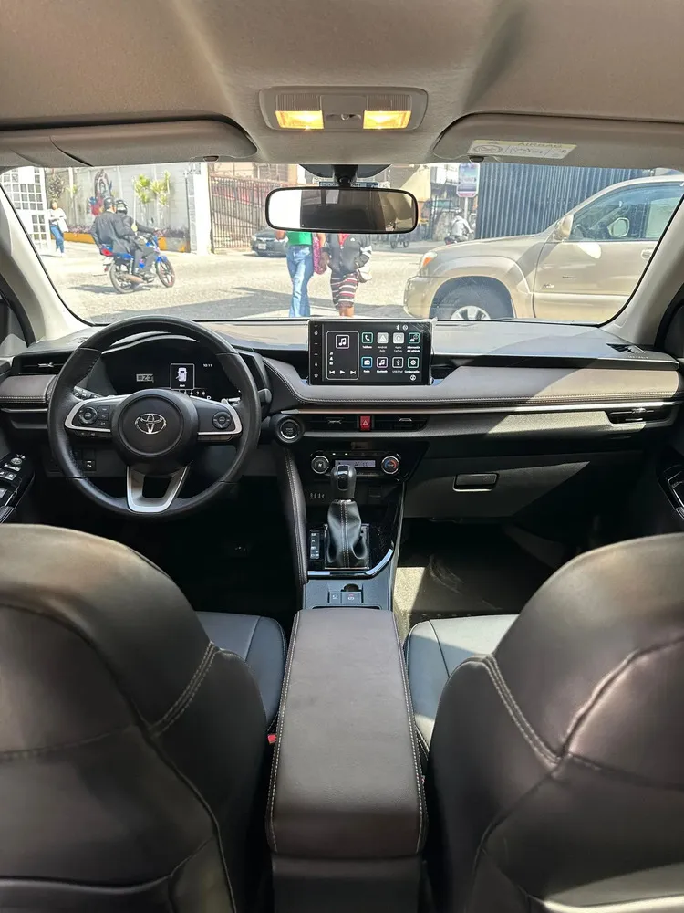 Vista 7 del vehículo: Toyota Yaris