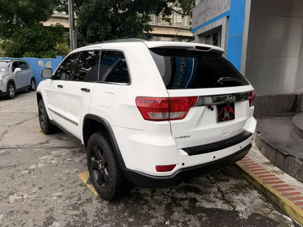 Vista 9 del vehículo: Jeep Grand Cherokee