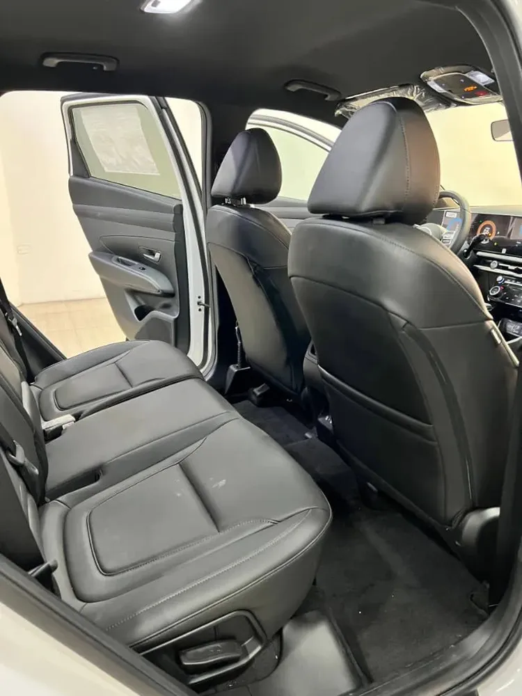 Vista 14 del vehículo: Hyundai Tucson