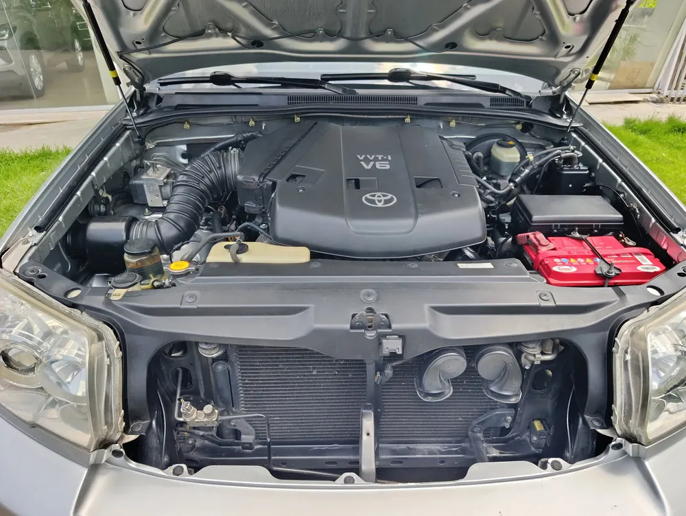 Vista 18 del vehículo: Toyota 4Runner