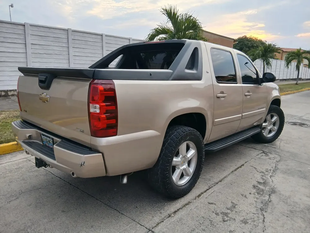 Vista 3 del vehículo: Chevrolet Avalanche