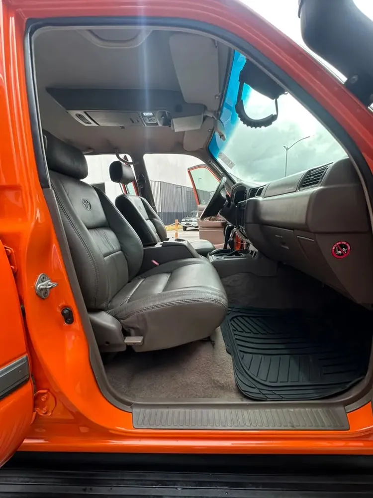 Vista 4 del vehículo: Toyota Autana