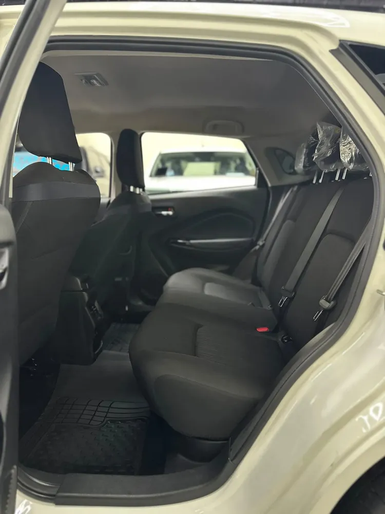 Vista 6 del vehículo: Suzuki Baleno