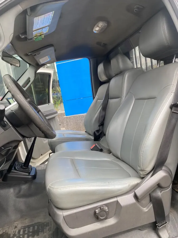 Vista 4 del vehículo: Ford Super Duty