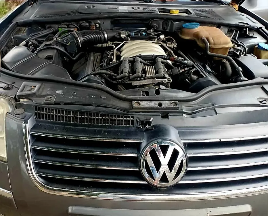 Vista 6 del vehículo: Volkswagen Passat