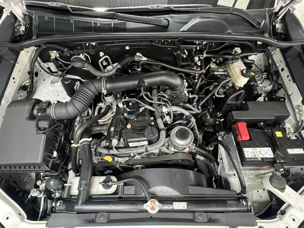 Vista 8 del vehículo: Toyota Fortuner
