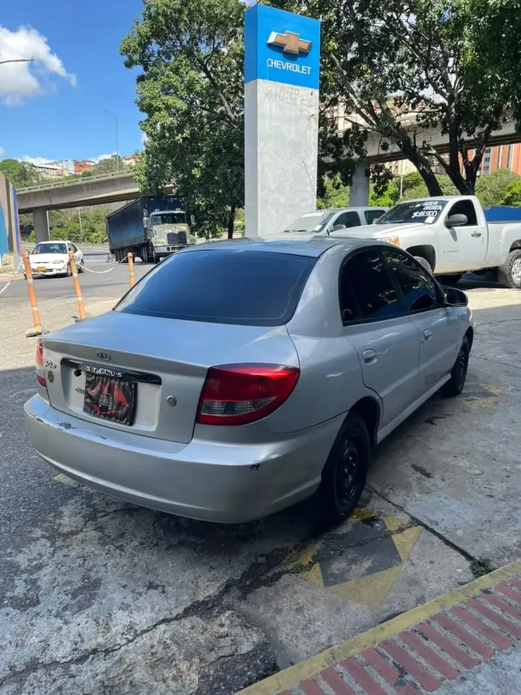 Vista 11 del vehículo: Kia Rio