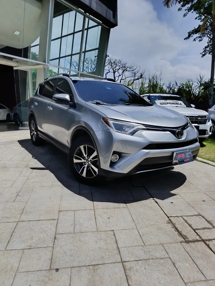 Vista 4 del vehículo: Toyota RAV4