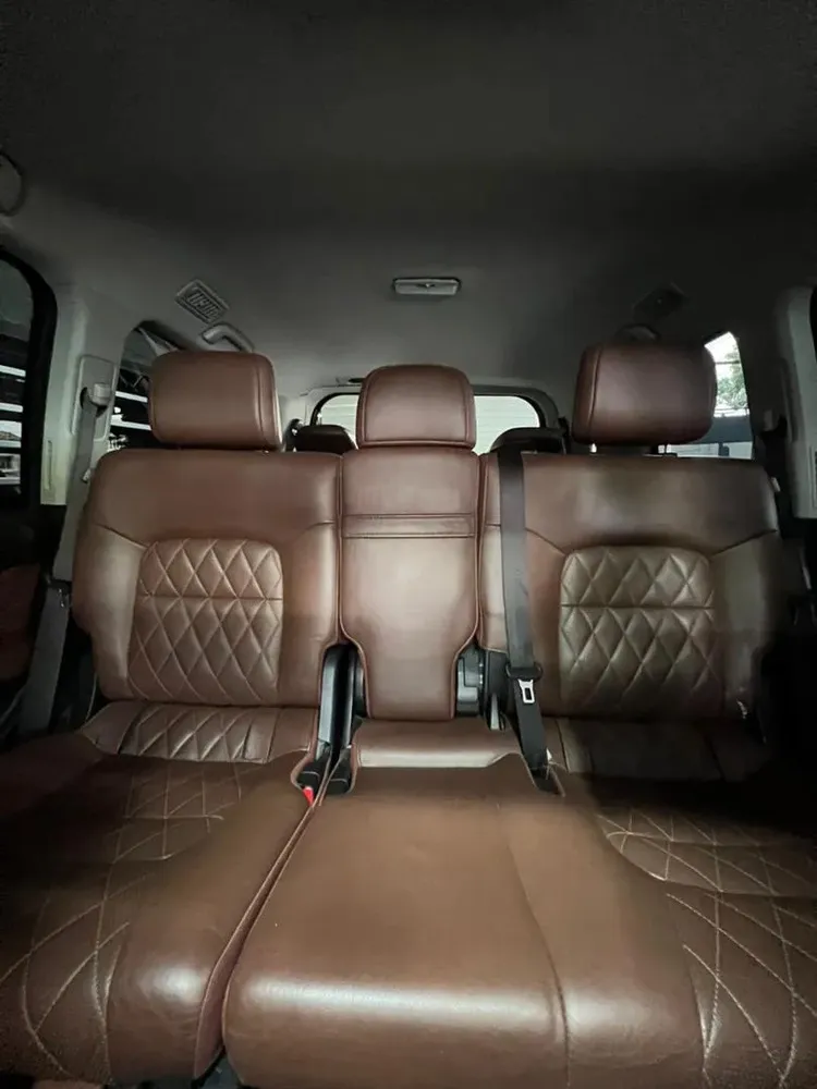 Vista 5 del vehículo: Toyota Land Cruiser