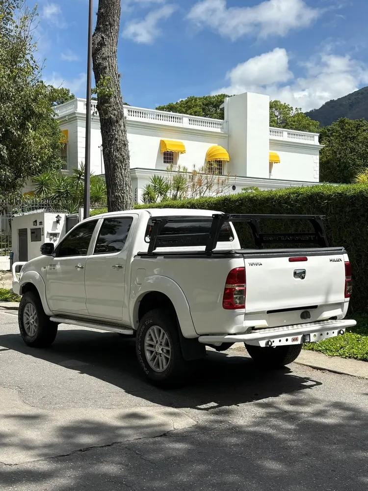 Vista 5 del vehículo: Toyota Hilux