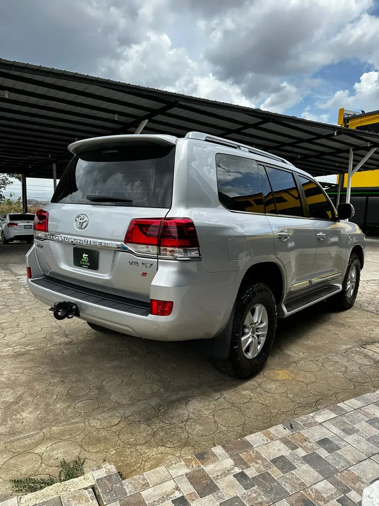 Vista 10 del vehículo: Toyota Roraima