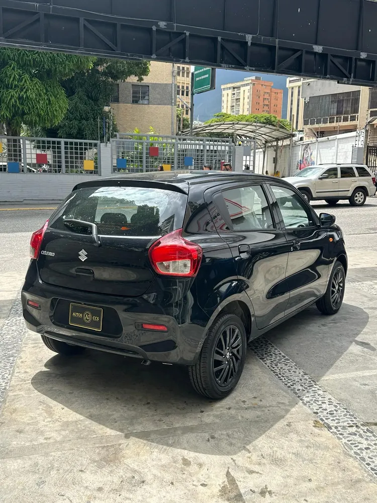 Vista 13 del vehículo: Suzuki Celerio