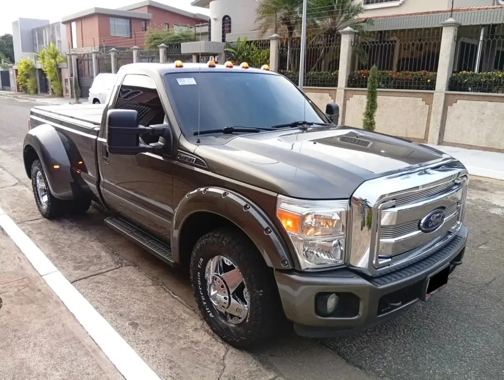 Vista 2 del vehículo: Ford 350