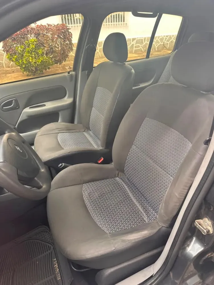 Vista 9 del vehículo: Renault Clio