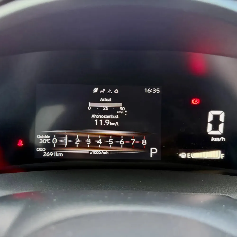 Vista 8 del vehículo: Toyota Yaris