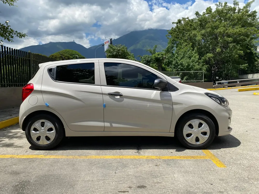 Vista 8 del vehículo: Chevrolet Spark
