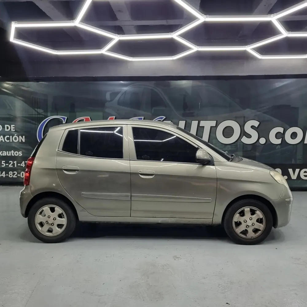 Vista 3 del vehículo: Kia Picanto