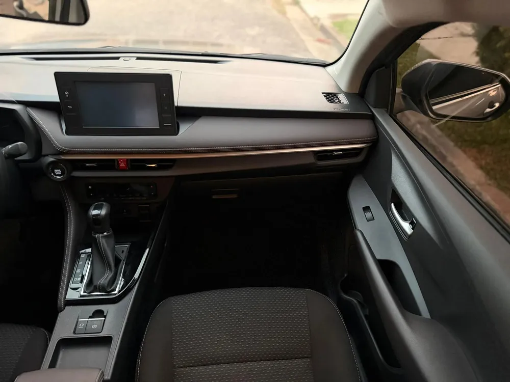 Vista 11 del vehículo: Toyota Yaris