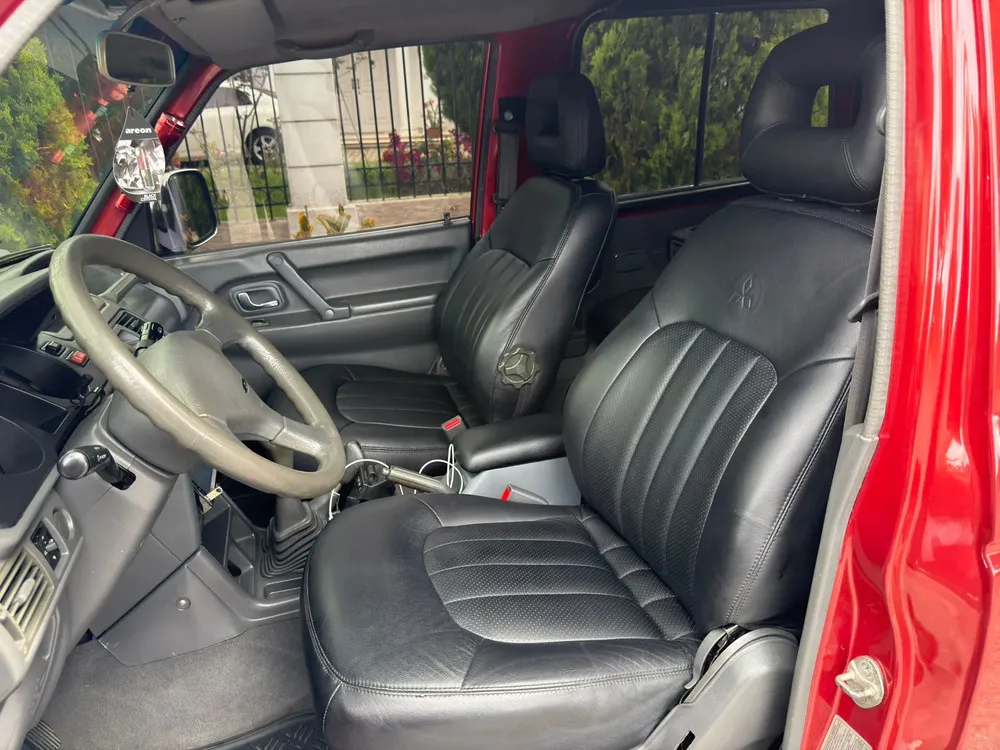 Vista 9 del vehículo: Mitsubishi Montero