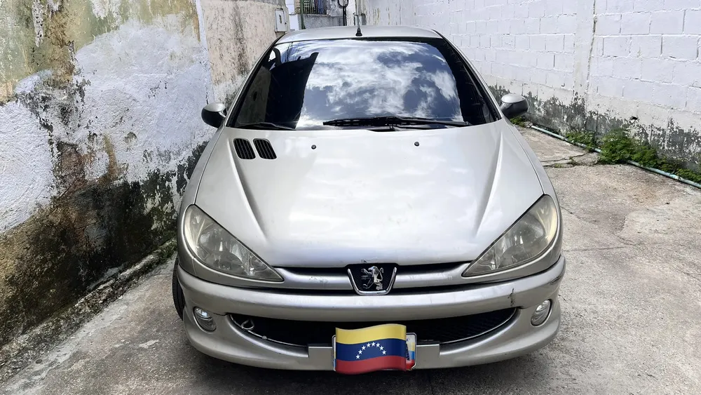 Vista 4 del vehículo: Peugeot 206
