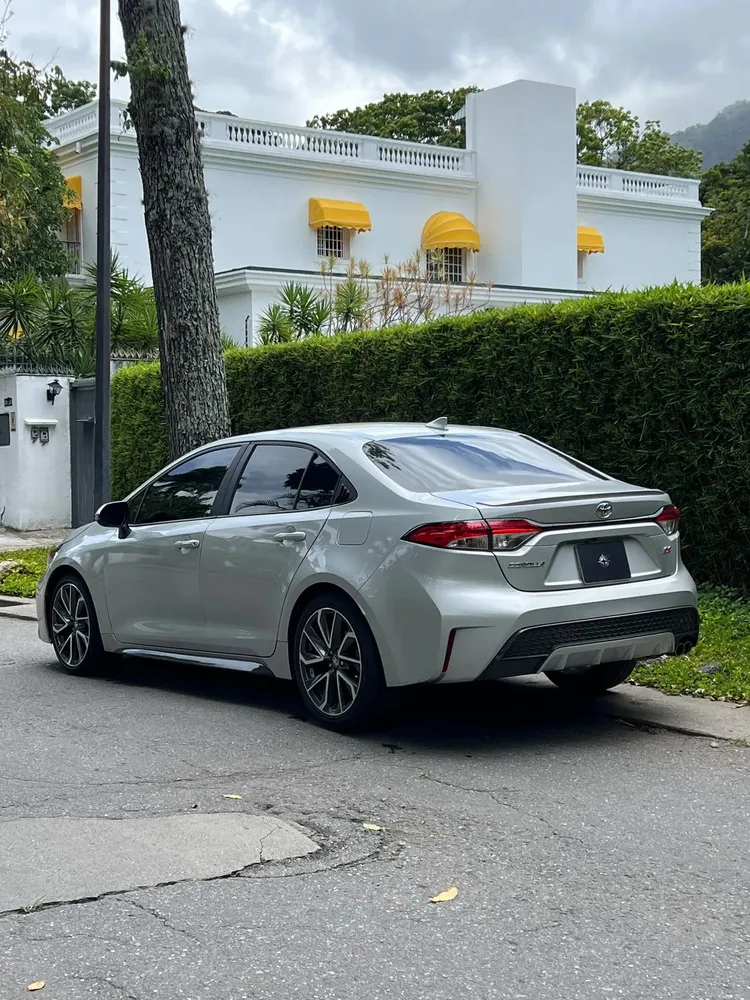 Vista 6 del vehículo: Toyota Corolla