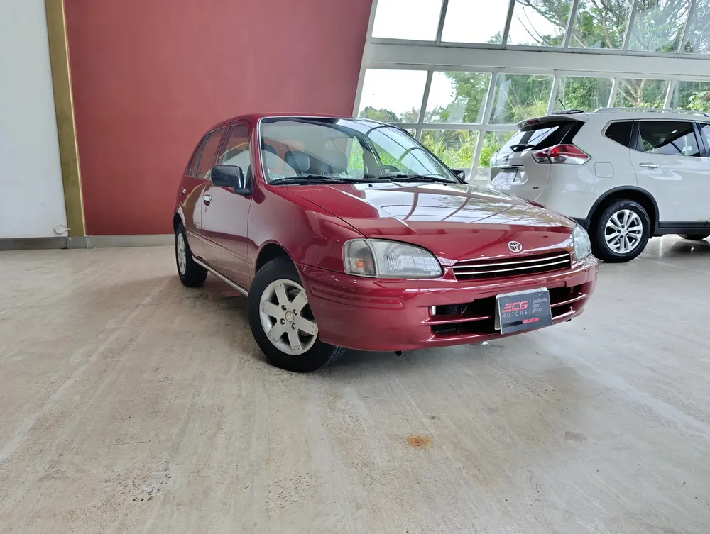 Vista 3 del vehículo: Toyota Starlet