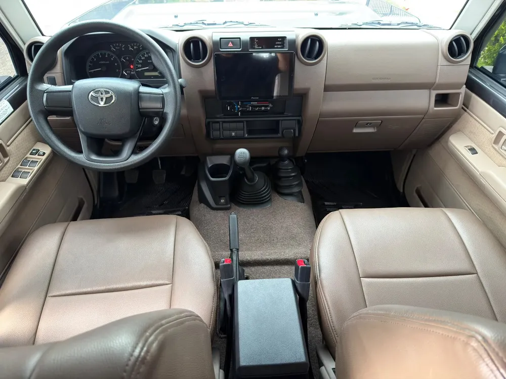 Vista 12 del vehículo: Toyota Serie