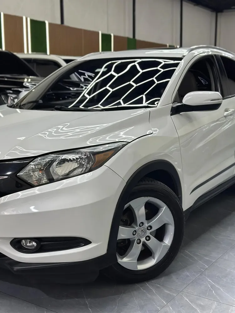 Vista 2 del vehículo: Honda H-rv