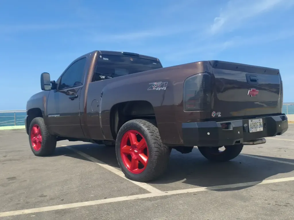 Vista 4 del vehículo: Chevrolet Silverado Lt