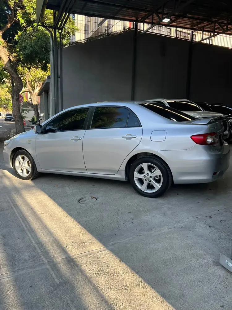 Vista 6 del vehículo: Toyota Corolla