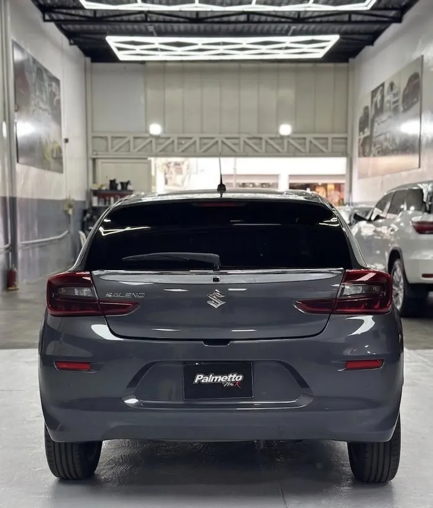 Vista 14 del vehículo: Suzuki Baleno