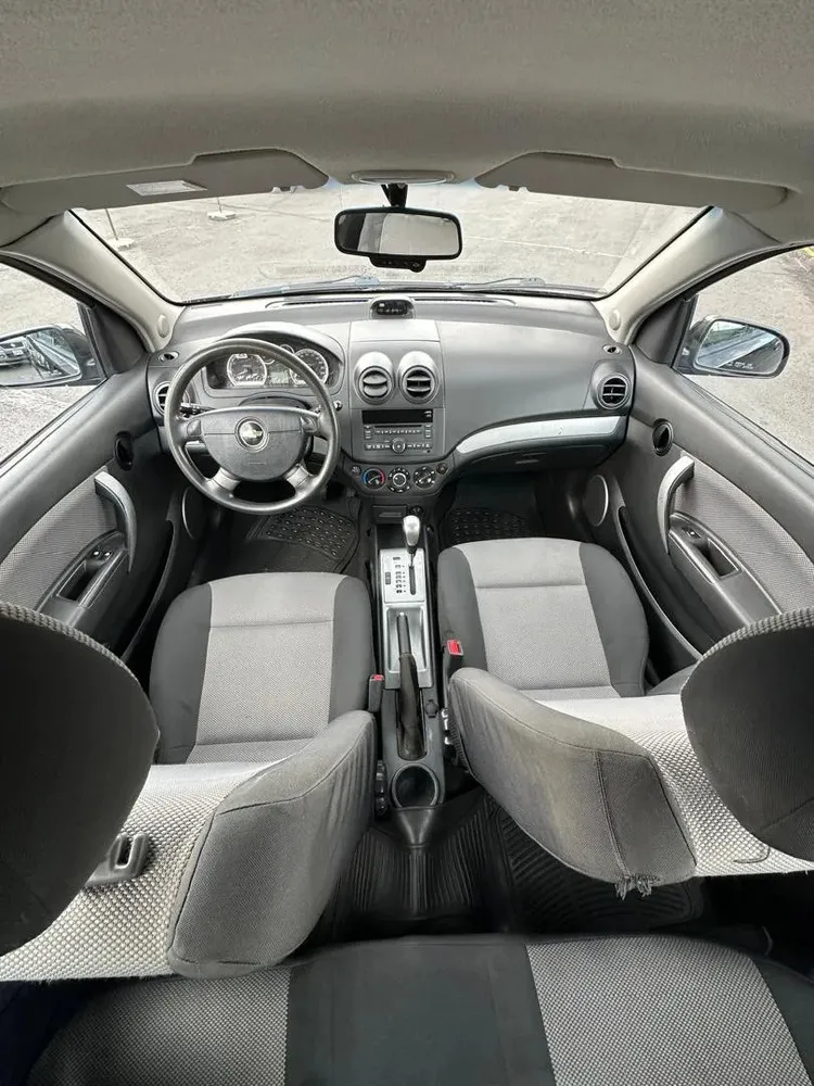 Vista 7 del vehículo: Chevrolet Aveo