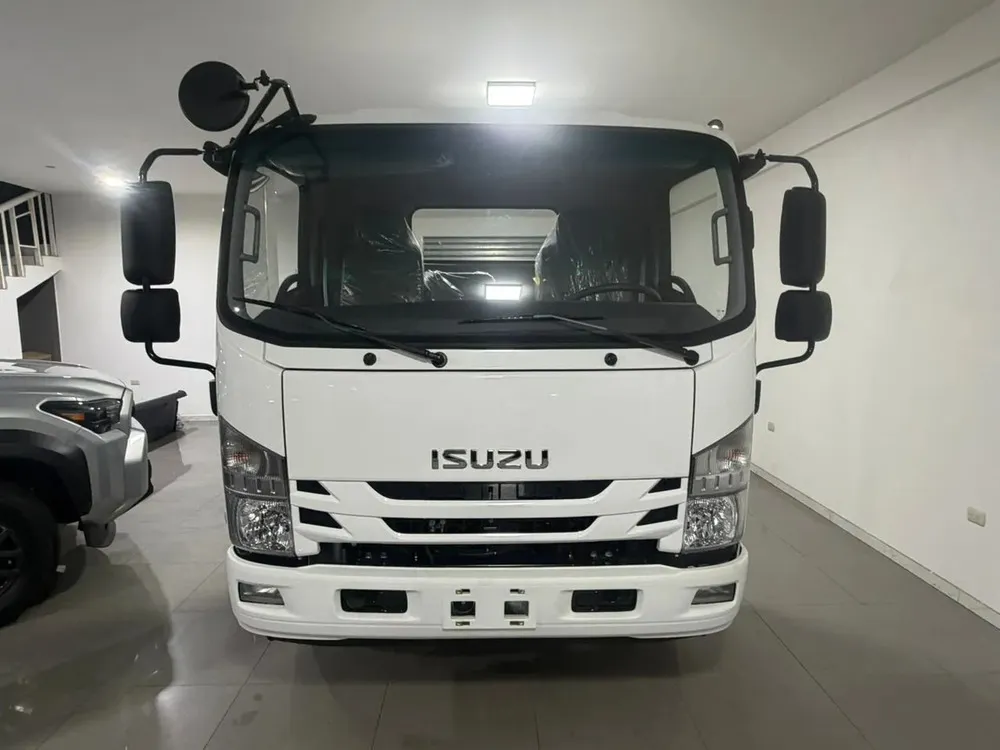 Vista 2 del vehículo: Isuzu NPR