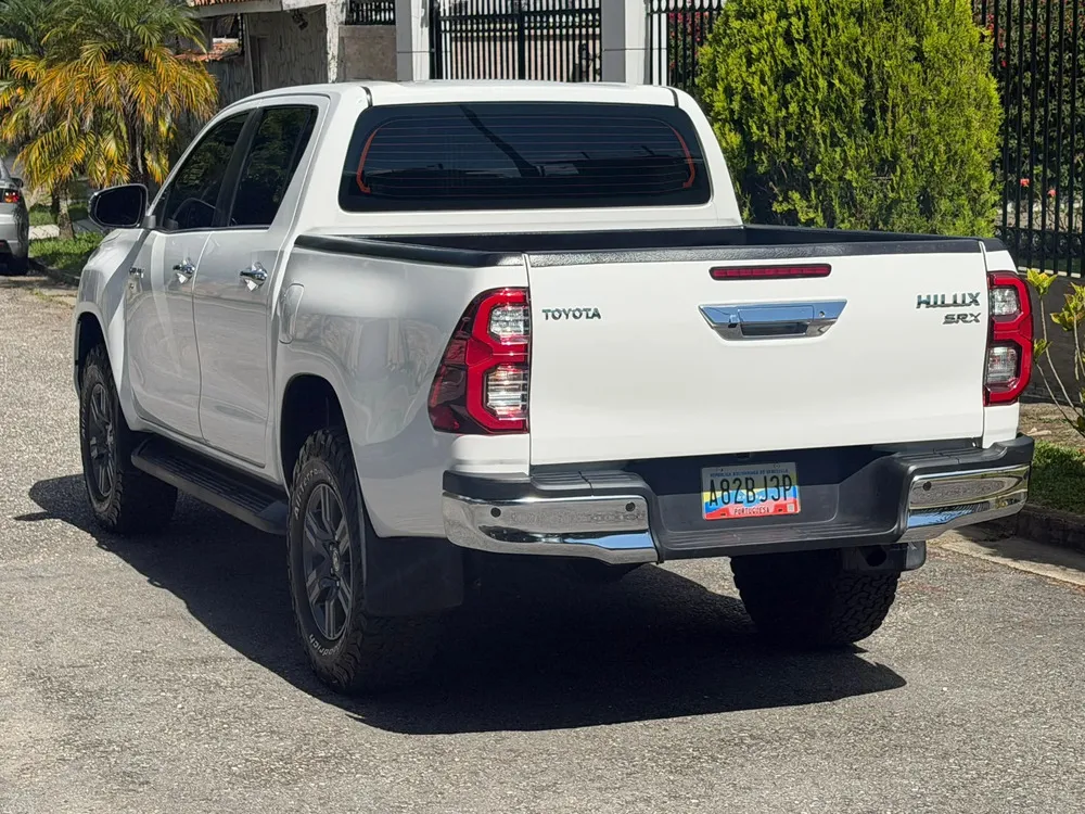 Vista 6 del vehículo: Toyota Hilux