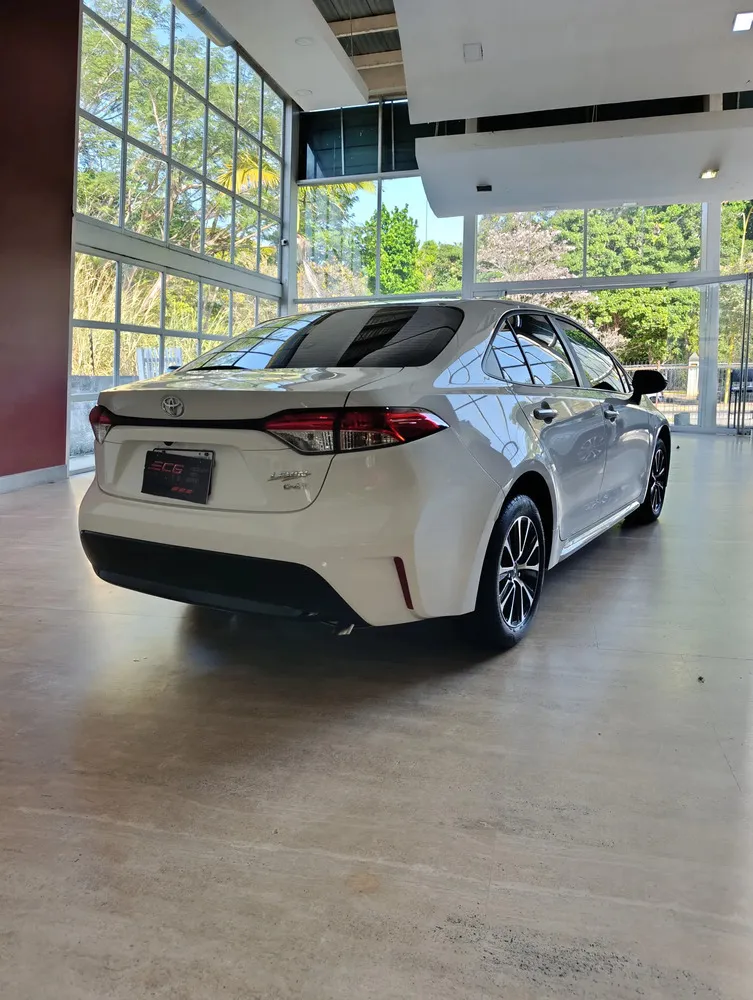 Vista 8 del vehículo: Toyota Corolla