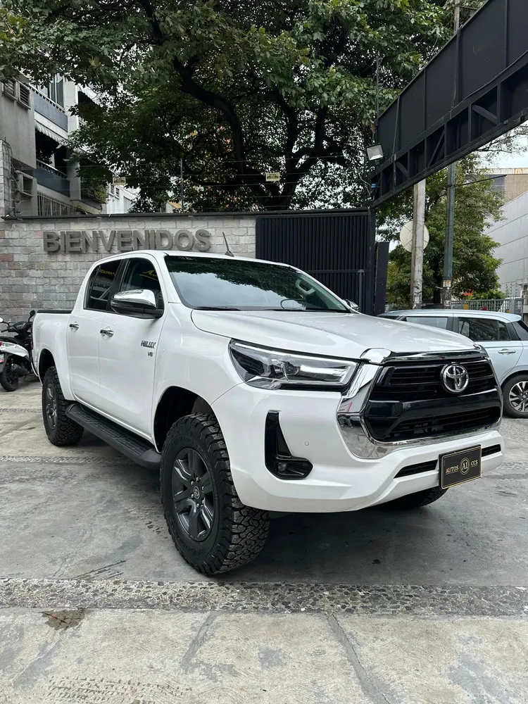 Vista 11 del vehículo: Toyota Hilux