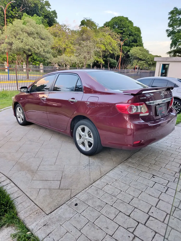 Vista 6 del vehículo: Toyota Corolla