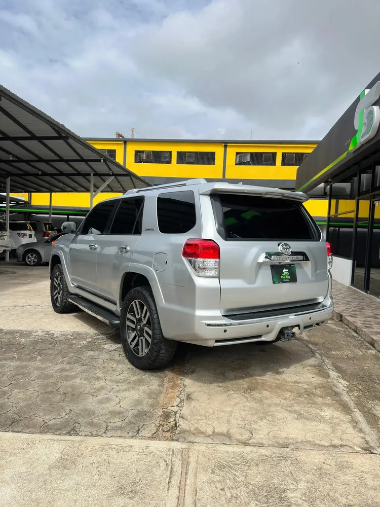 Vista 8 del vehículo: Toyota 4runner