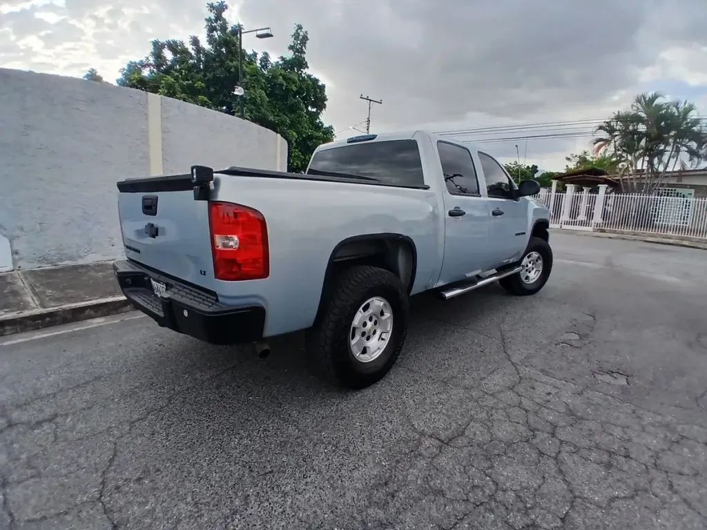 Vista 2 del vehículo: Chevrolet Silverado