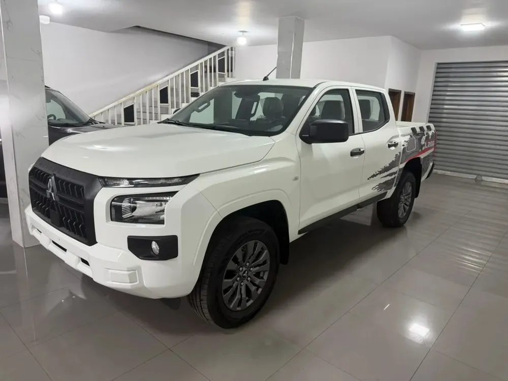 Mitsubishi L200 2026 - Vista principal