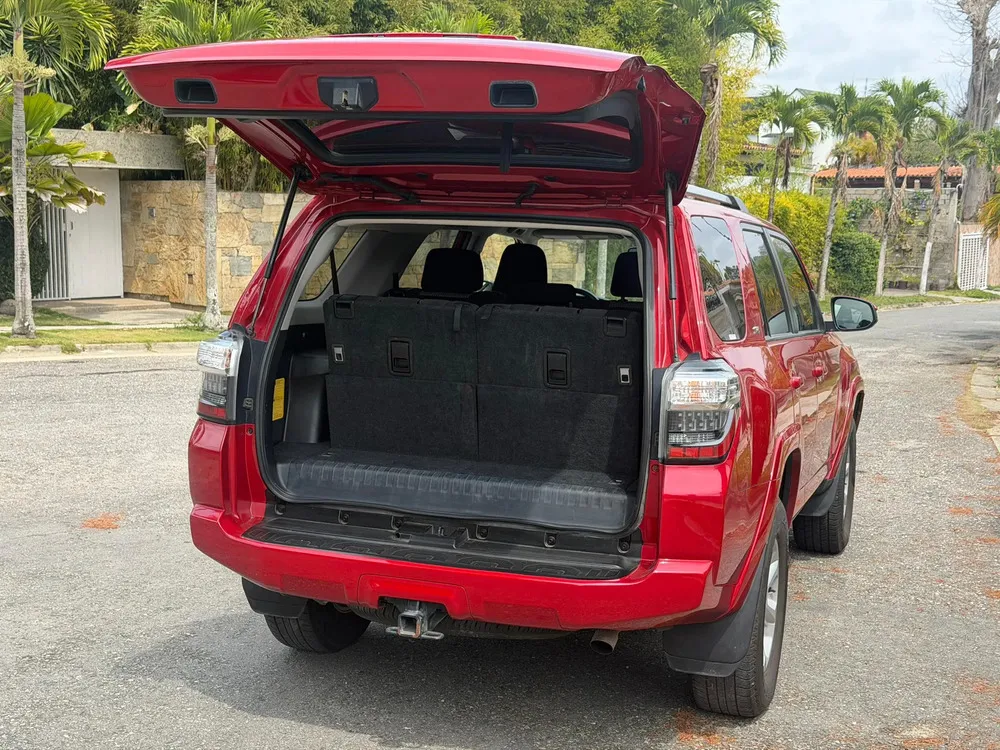 Vista 7 del vehículo: Toyota 4runner