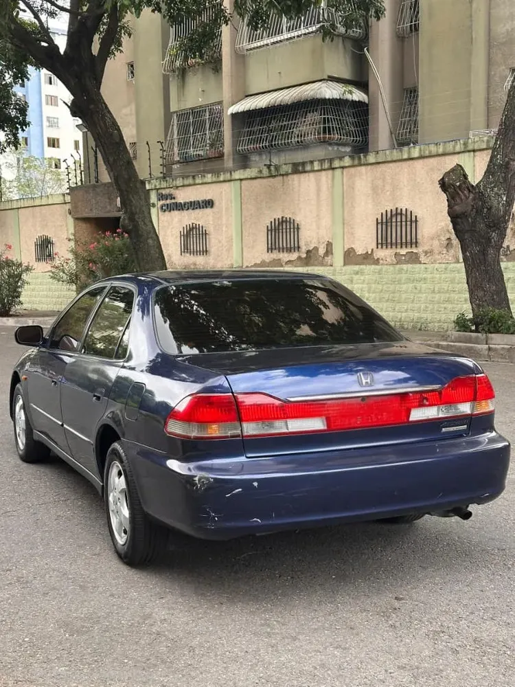 Vista 4 del vehículo: Honda Accord
