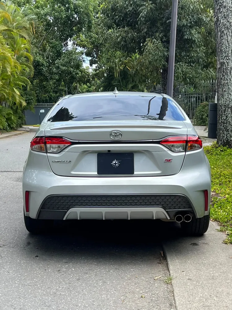 Vista 7 del vehículo: Toyota Corolla
