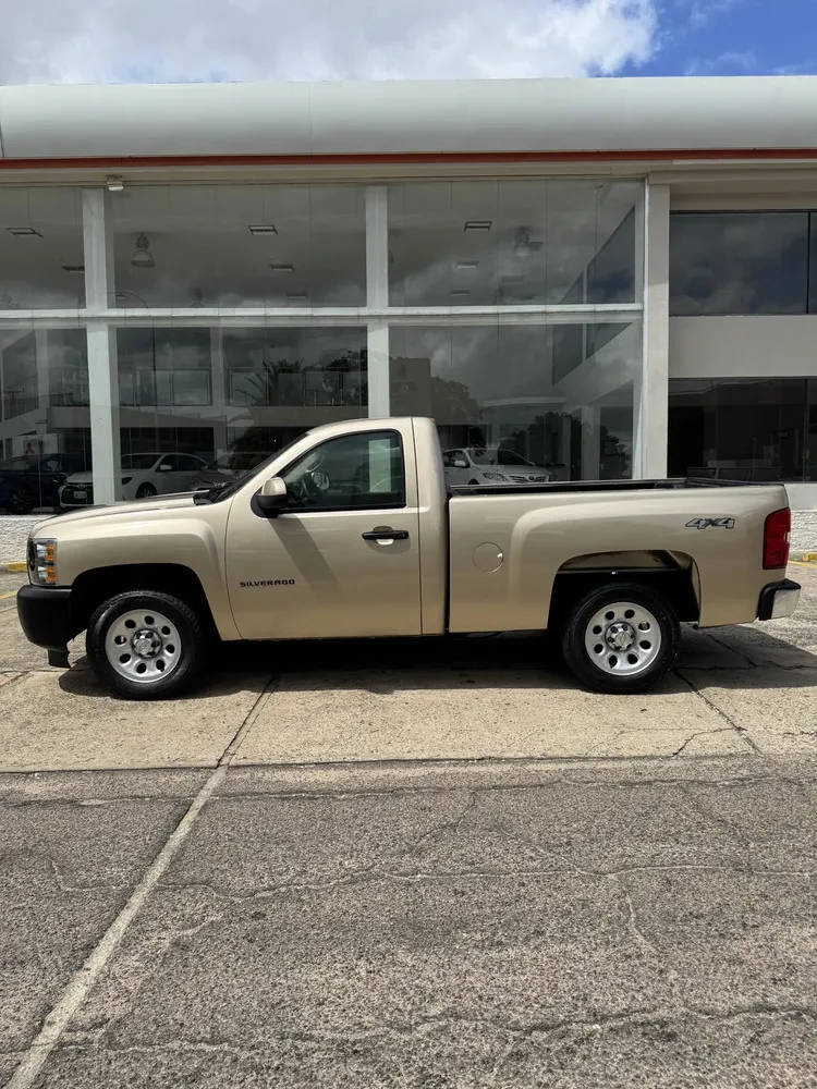 Vista 3 del vehículo: Chevrolet Silverado