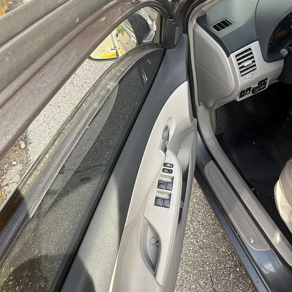 Vista 15 del vehículo: Toyota Corolla