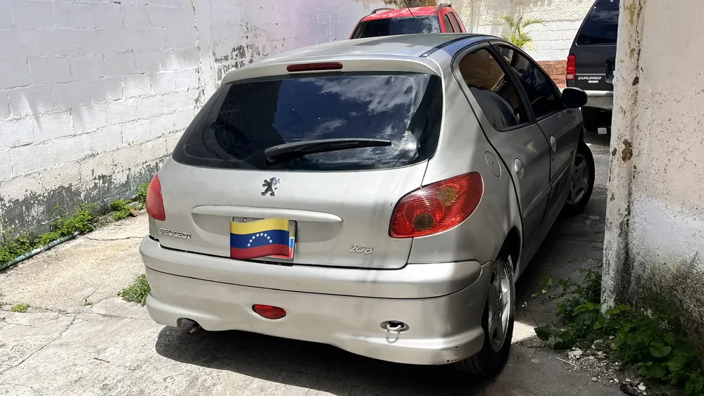 Vista 5 del vehículo: Peugeot 206