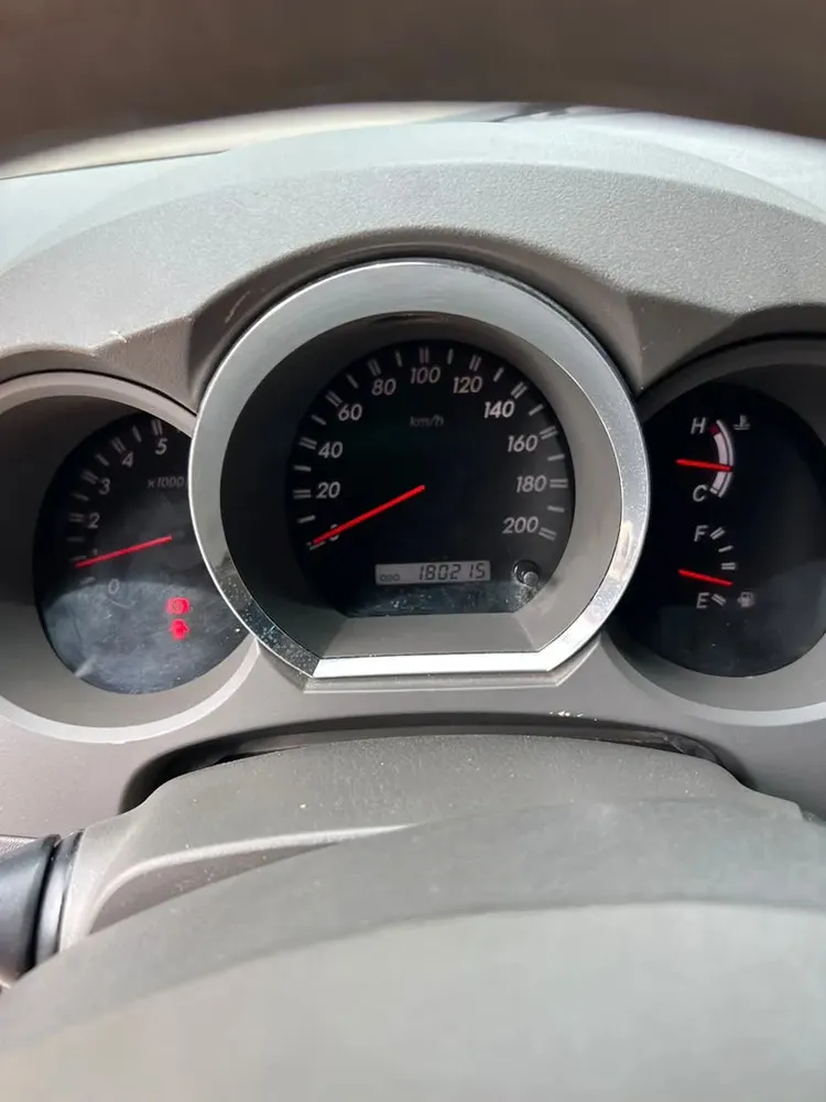 Vista 10 del vehículo: Toyota Fortuner