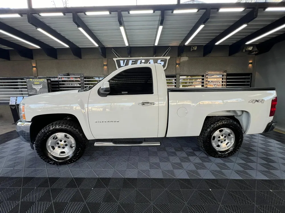 Vista 3 del vehículo: Chevrolet Silverado