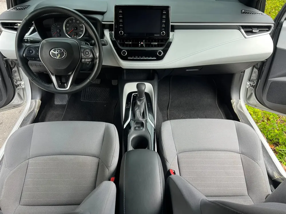 Vista 18 del vehículo: Toyota Corolla